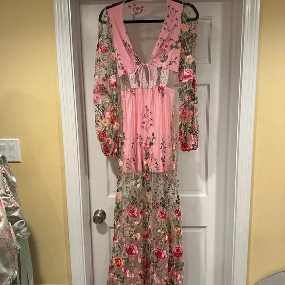 vici pink floral dress Rose Bound Floral Midi Dress  VICI